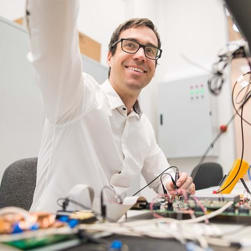Electronics Engineer Joris